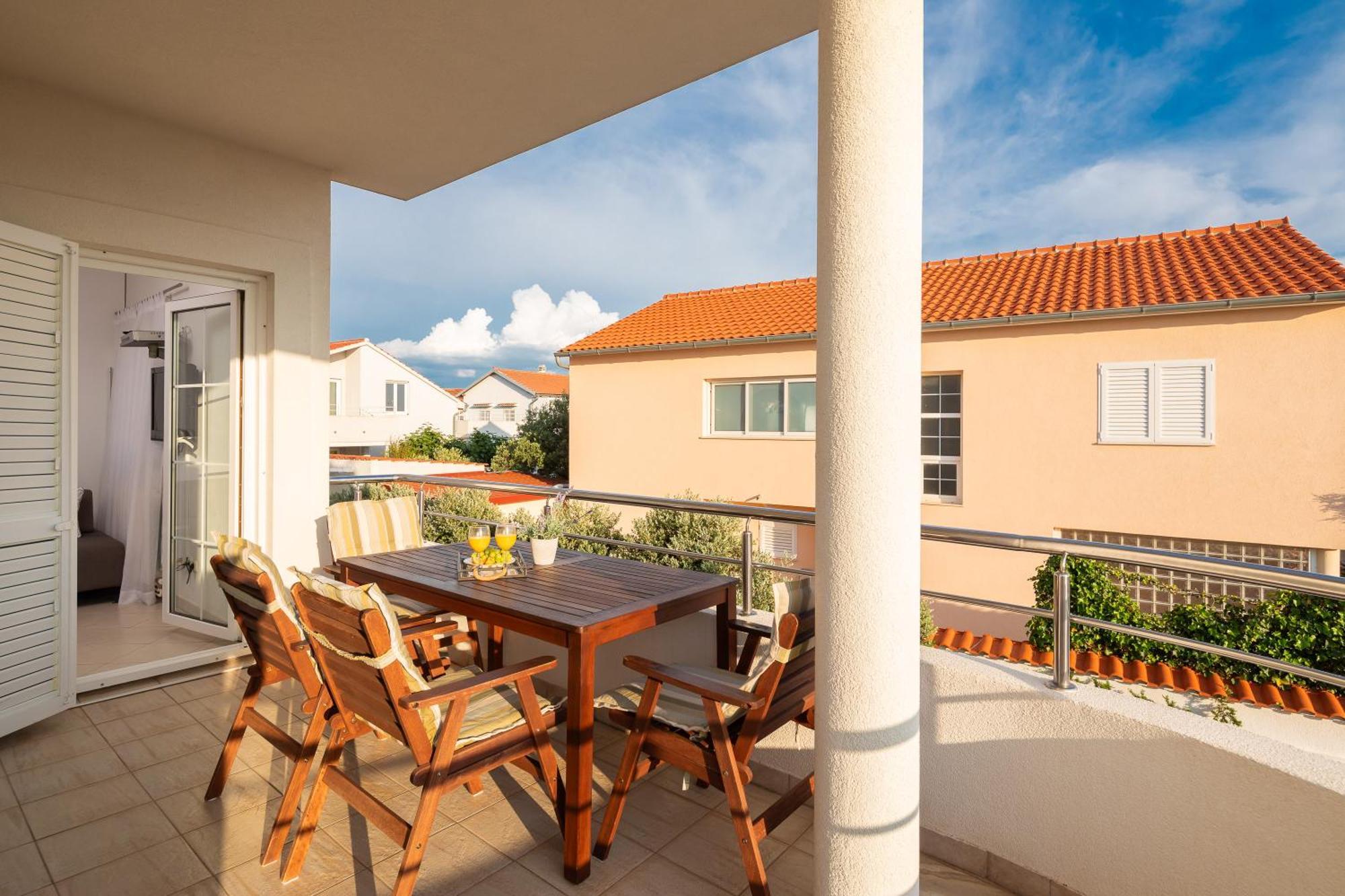 וודיצה Apartments Tihi III מראה חיצוני תמונה
